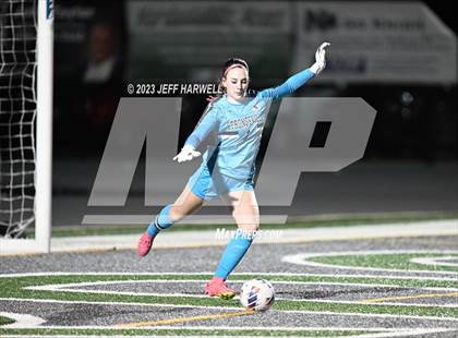 Thumbnail 1 in Strongsville vs. Walsh Jesuit (OHSAA D1 State Semifinal) photogallery.