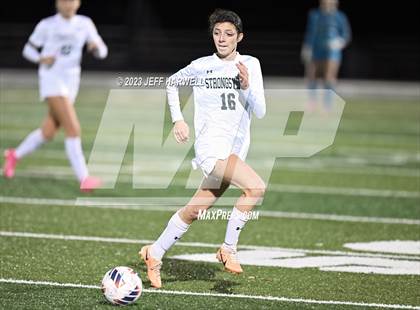 Thumbnail 3 in Strongsville vs. Walsh Jesuit (OHSAA D1 State Semifinal) photogallery.