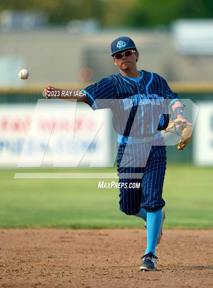 Thumbnail 2 in River City @ Elk Grove (CIF SJS D1 Playoff) photogallery.