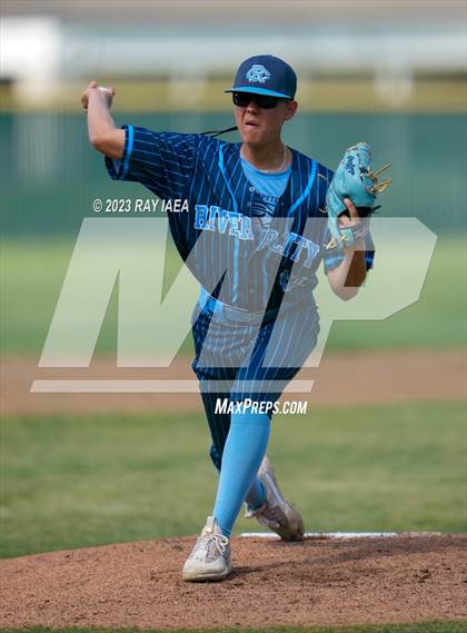 Thumbnail 1 in River City @ Elk Grove (CIF SJS D1 Playoff) photogallery.