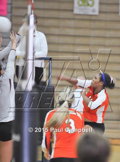Thumbnail 3 in Corona del Sol vs Hamilton (Gilbert Invitational) photogallery.