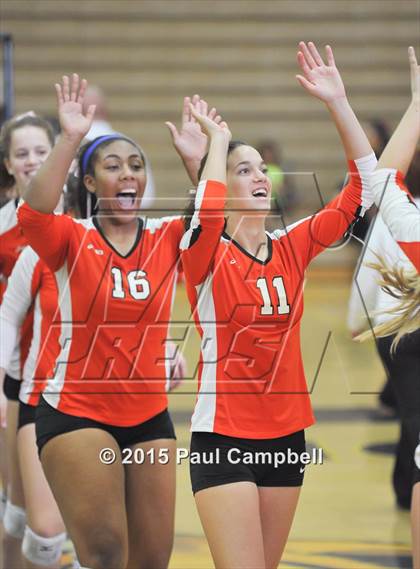 Thumbnail 3 in Corona del Sol vs Hamilton (Gilbert Invitational) photogallery.