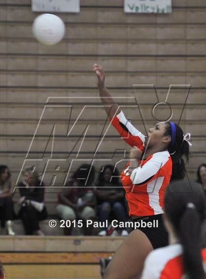 Thumbnail 3 in Corona del Sol vs Hamilton (Gilbert Invitational) photogallery.