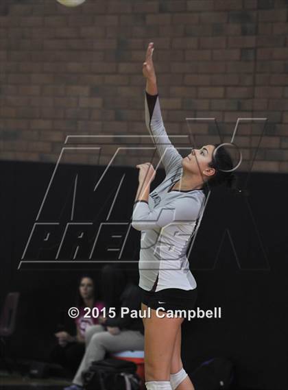 Thumbnail 3 in Corona del Sol vs Hamilton (Gilbert Invitational) photogallery.