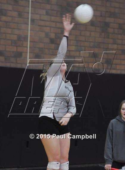 Thumbnail 1 in Corona del Sol vs Hamilton (Gilbert Invitational) photogallery.