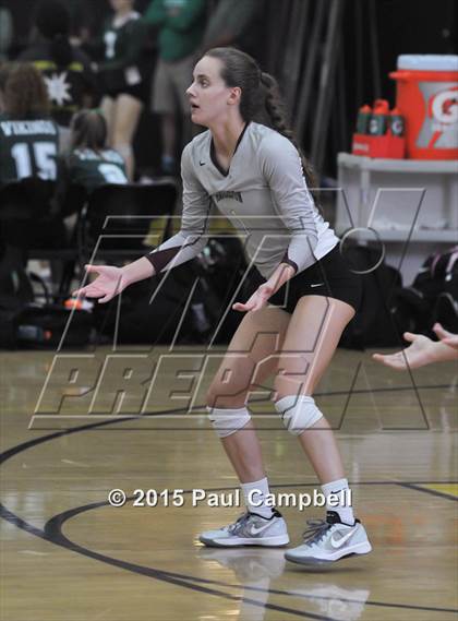 Thumbnail 2 in Corona del Sol vs Hamilton (Gilbert Invitational) photogallery.