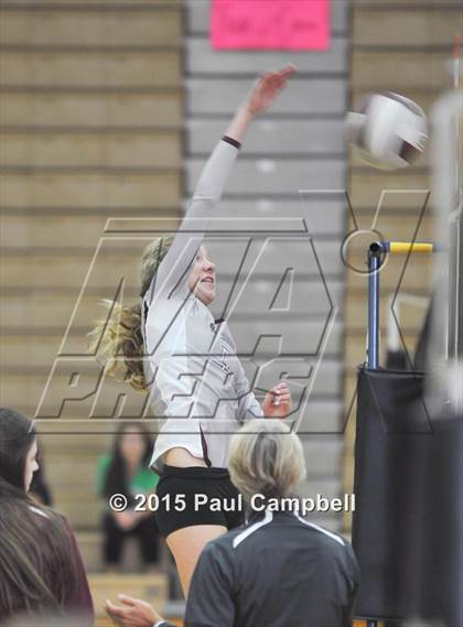 Thumbnail 3 in Corona del Sol vs Hamilton (Gilbert Invitational) photogallery.