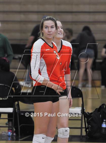Thumbnail 3 in Corona del Sol vs Hamilton (Gilbert Invitational) photogallery.