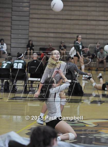 Thumbnail 3 in Corona del Sol vs Hamilton (Gilbert Invitational) photogallery.