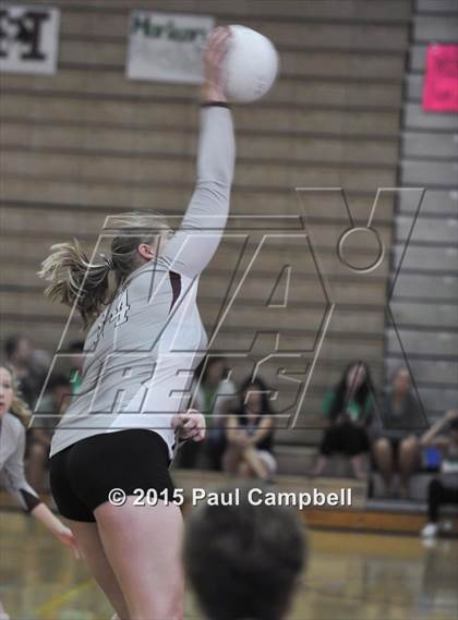 Thumbnail 3 in Corona del Sol vs Hamilton (Gilbert Invitational) photogallery.