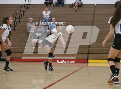 Thumbnail 1 in Oakdale vs. Sierra photogallery.
