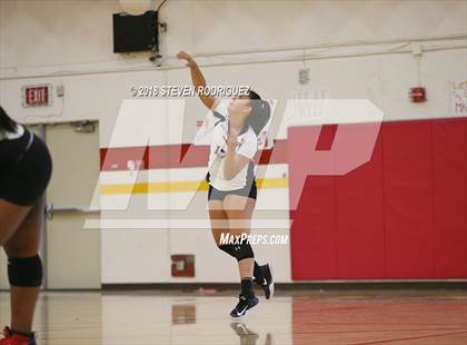 Thumbnail 1 in Oakdale vs. Sierra photogallery.