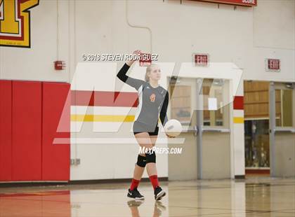 Thumbnail 2 in Oakdale vs. Sierra photogallery.