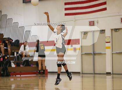 Thumbnail 1 in Oakdale vs. Sierra photogallery.