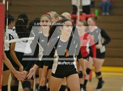 Thumbnail 2 in Oakdale vs. Sierra photogallery.