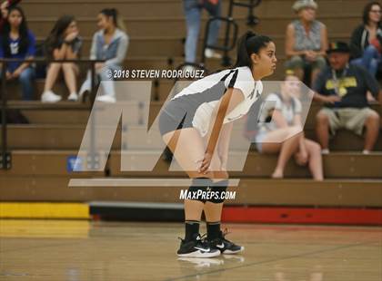 Thumbnail 3 in Oakdale vs. Sierra photogallery.