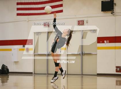 Thumbnail 3 in Oakdale vs. Sierra photogallery.