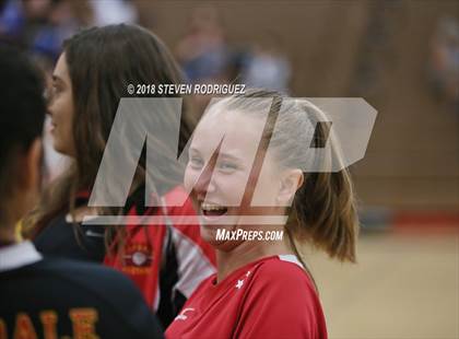 Thumbnail 2 in Oakdale vs. Sierra photogallery.