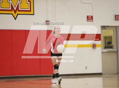 Thumbnail 2 in Oakdale vs. Sierra photogallery.