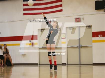 Thumbnail 2 in Oakdale vs. Sierra photogallery.
