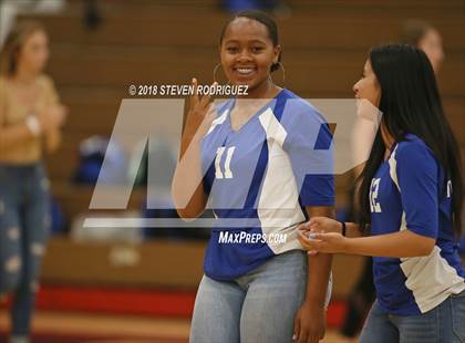 Thumbnail 2 in Oakdale vs. Sierra photogallery.