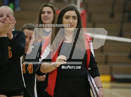 Thumbnail 3 in Oakdale vs. Sierra photogallery.