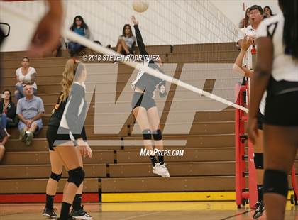 Thumbnail 2 in Oakdale vs. Sierra photogallery.