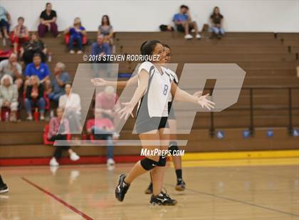 Thumbnail 3 in Oakdale vs. Sierra photogallery.