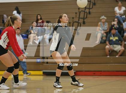 Thumbnail 3 in Oakdale vs. Sierra photogallery.