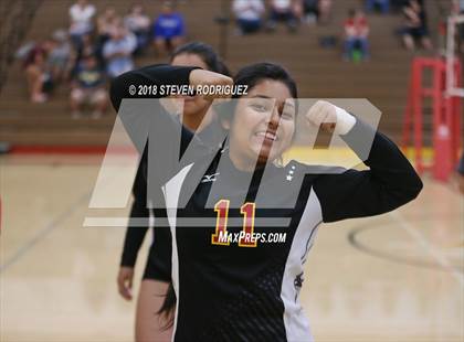 Thumbnail 1 in Oakdale vs. Sierra photogallery.