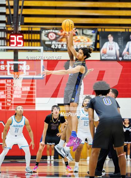 Thumbnail 1 in Chattahoochee vs. Seckinger (GHSA 5A Regional Playoff) photogallery.