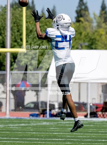 Thumbnail 1 in Capital Christian @ Rocklin photogallery.