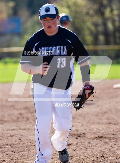 Thumbnail 3 in Leetonia vs. David Anderson photogallery.