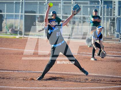 Thumbnail 3 in Tanque Verde @ Mica Mountain photogallery.