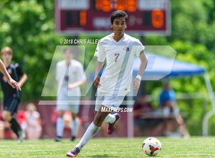 Thumbnail 2 in Dobyns-Bennett vs. Maryville (TSSAA AAA Sectional Final) photogallery.