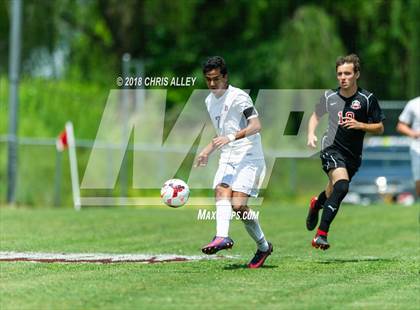 Thumbnail 3 in Dobyns-Bennett vs. Maryville (TSSAA AAA Sectional Final) photogallery.