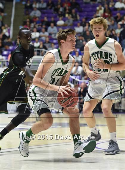 Thumbnail 2 in Kearns vs. Olympus (UHSAA 4A Semifinal) photogallery.