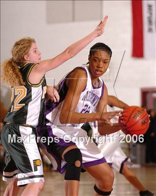 Thumbnail 2 in Placer vs. Sacramento (Section Playoffs) photogallery.