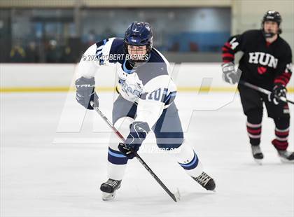 Thumbnail 3 in Wyoming Seminary College Prep @ Hun photogallery.