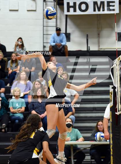 Thumbnail 1 in Red Bank vs Hixson photogallery.