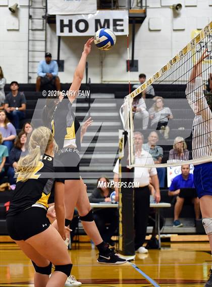 Thumbnail 2 in Red Bank vs Hixson photogallery.