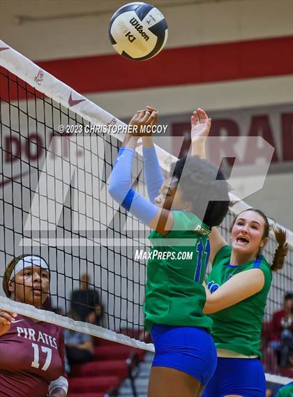 Thumbnail 1 in Bonita Springs @ Braden River (FHSAA 5A Region 3 Quarterfinal) photogallery.