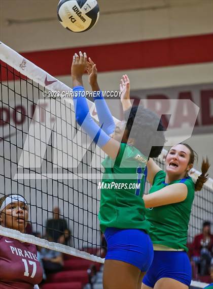 Thumbnail 1 in Bonita Springs @ Braden River (FHSAA 5A Region 3 Quarterfinal) photogallery.