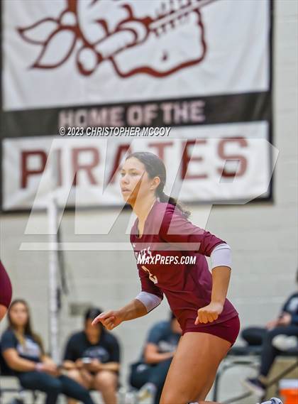 Thumbnail 3 in Bonita Springs @ Braden River (FHSAA 5A Region 3 Quarterfinal) photogallery.