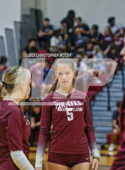Thumbnail 2 in Bonita Springs @ Braden River (FHSAA 5A Region 3 Quarterfinal) photogallery.