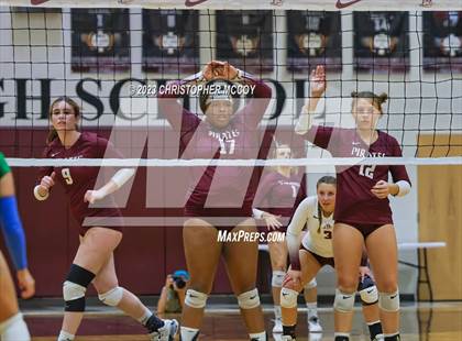 Thumbnail 2 in Bonita Springs @ Braden River (FHSAA 5A Region 3 Quarterfinal) photogallery.