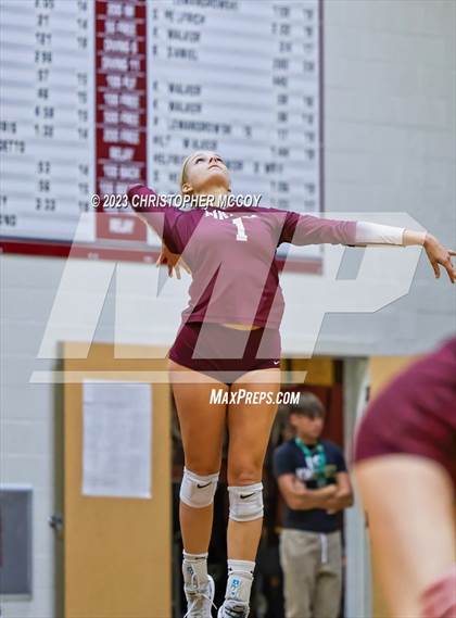 Thumbnail 2 in Bonita Springs @ Braden River (FHSAA 5A Region 3 Quarterfinal) photogallery.