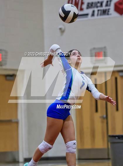 Thumbnail 2 in Bonita Springs @ Braden River (FHSAA 5A Region 3 Quarterfinal) photogallery.