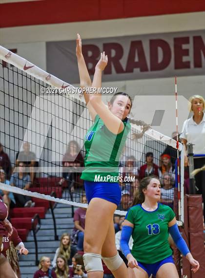 Thumbnail 3 in Bonita Springs @ Braden River (FHSAA 5A Region 3 Quarterfinal) photogallery.