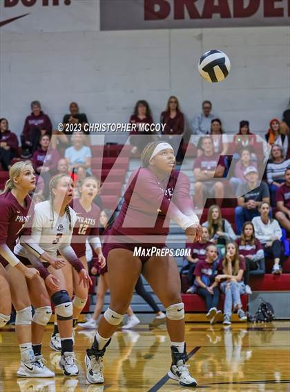 Thumbnail 1 in Bonita Springs @ Braden River (FHSAA 5A Region 3 Quarterfinal) photogallery.